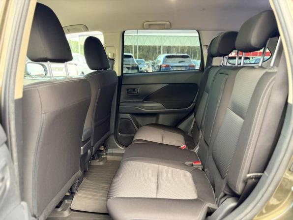 Mitsubishi Outlander III Рестайлинг 3 с пробегом 2018 года, цена 1 480 000 рублей, 265000 км, внедорожник, Автокод Объявления