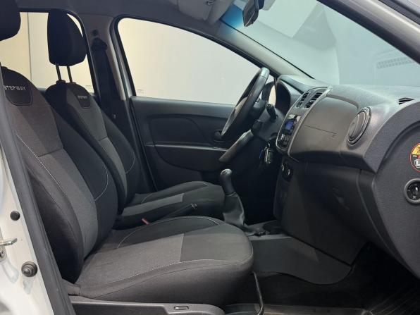 Renault Sandero II Рестайлинг с пробегом 2020 года, цена 1 188 000 рублей, 128000 км, хэтчбек, Автокод Объявления