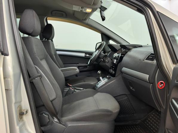 Opel Zafira B Рестайлинг с пробегом 2011 года, цена 655 000 рублей, 209557 км, минивэн, Автокод Объявления