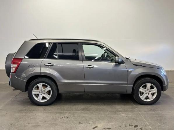 Suzuki Grand Vitara II с пробегом 2007 года, цена 559 000 рублей, 357530 км, внедорожник, Автокод Объявления