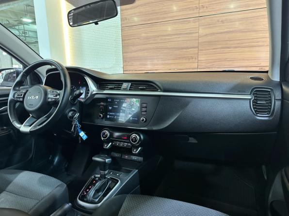 Kia Rio IV Рестайлинг с пробегом 2021 года, цена 1 659 000 рублей, 80125 км, седан, Автокод Объявления