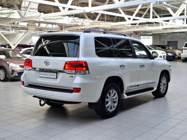 Toyota Land Cruiser 200 Series Рестайлинг 2 с пробегом 2016 года, цена 4 945 000 рублей, 306721 км, внедорожник, Автокод Объявления