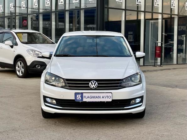 Volkswagen Polo V Рестайлинг с пробегом 2017 года, цена 1 105 000 рублей, 132000 км, седан, Автокод Объявления
