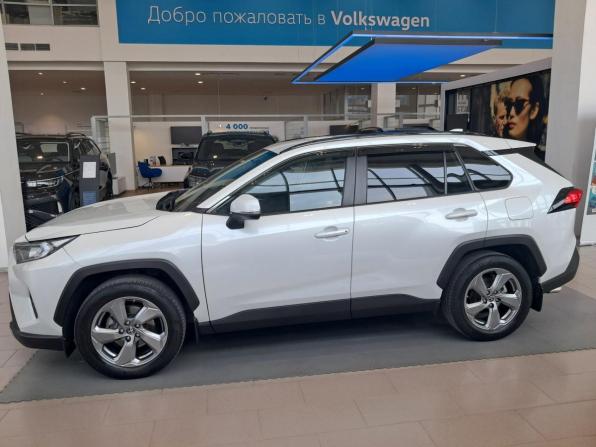 Toyota RAV4 V (XA50) с пробегом 2021 года, цена 3 720 000 рублей, 66426 км, внедорожник, Автокод Объявления