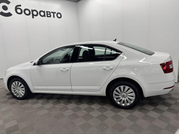 Skoda Octavia III (A7) Рестайлинг с пробегом 2017 года, цена 1 850 000 рублей, 81151 км, лифтбек, Автокод Объявления
