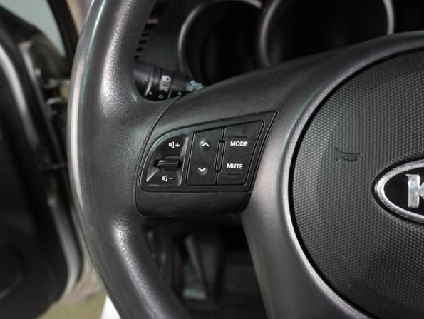 Kia Soul I с пробегом 2010 года, цена 659 000 рублей, 243824 км, хэтчбек, Автокод Объявления