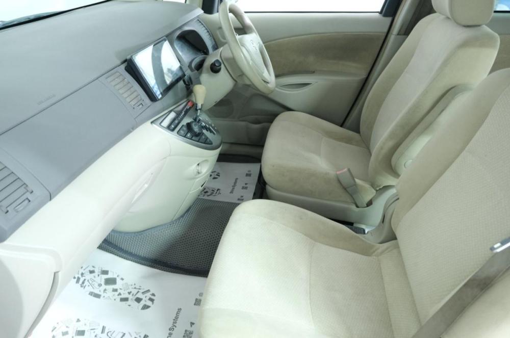 Toyota ISis I Рестайлинг Омск  - изображение 17