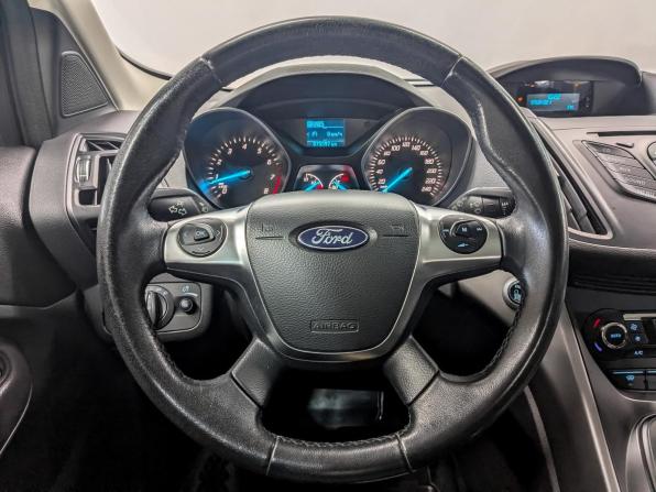 Ford Kuga II с пробегом 2016 года, цена 1 595 000 рублей, 75537 км, внедорожник, Автокод Объявления