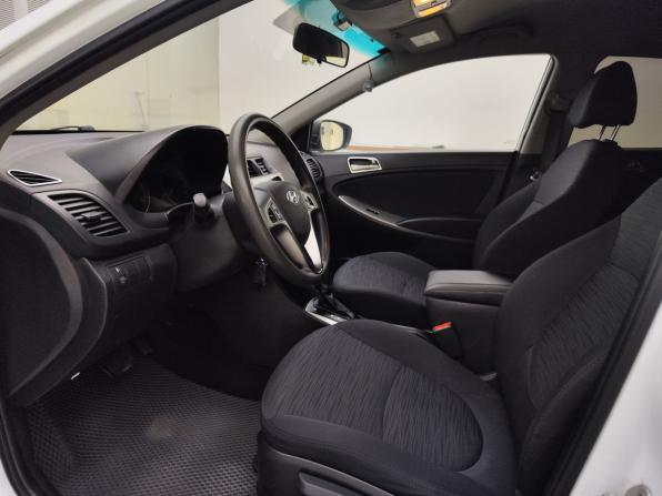 Hyundai Solaris I Рестайлинг с пробегом 2015 года, цена 960 000 рублей, 139924 км, седан, Автокод Объявления