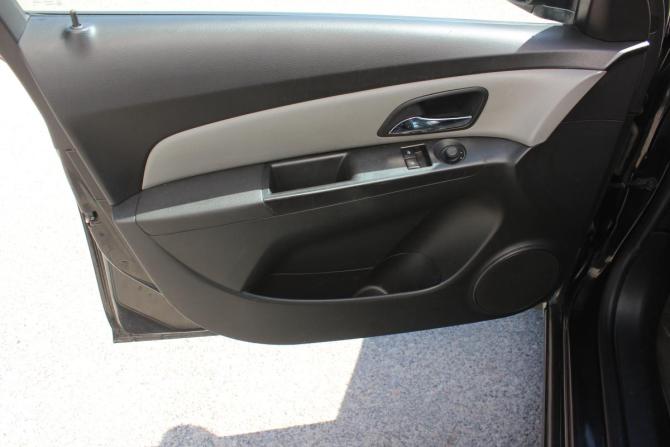 Chevrolet Cruze I Рестайлинг с пробегом 2013 года, цена 697 000 рублей, 246342 км, универсал, Автокод Объявления