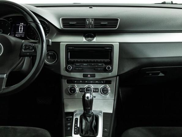 Volkswagen Passat B7 с пробегом 2012 года, цена 1 109 700 рублей, 139447 км, седан, Автокод Объявления