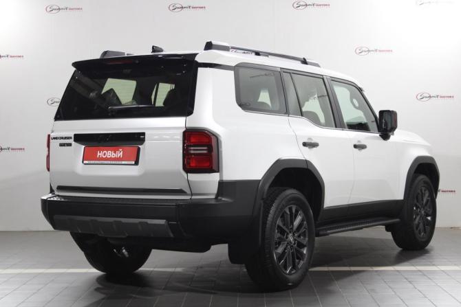 Toyota Land Cruiser Prado 250 Series с пробегом 2026 года, цена 13 900 000 рублей, 10 км, внедорожник, Автокод Объявления