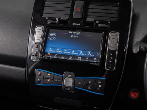 Nissan Leaf I (ZE0/AZE0) с пробегом 2016 года, цена 969 000 рублей, 130146 км, хэтчбек, Автокод Объявления