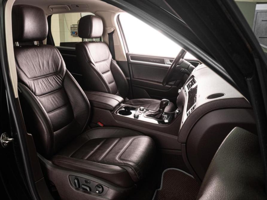 Volkswagen Touareg II Рестайлинг Тюмень  - изображение 11