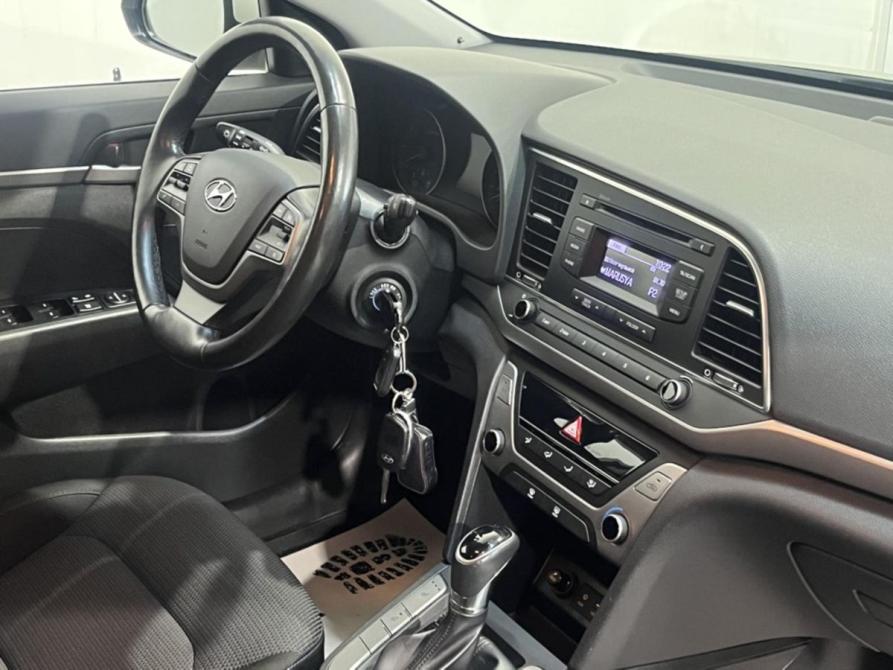 Hyundai Elantra VI (AD) Курск  - изображение 6