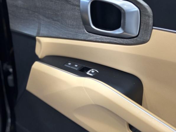 Kia Sorento IV с пробегом 2021 года, цена 3 145 000 рублей, 97000 км, внедорожник, Автокод Объявления