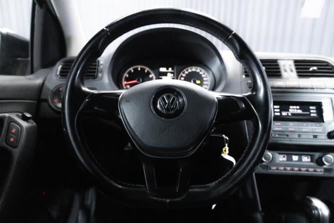 Volkswagen Polo V Рестайлинг с пробегом 2016 года, цена 1 030 000 рублей, 154451 км, седан, Автокод Объявления