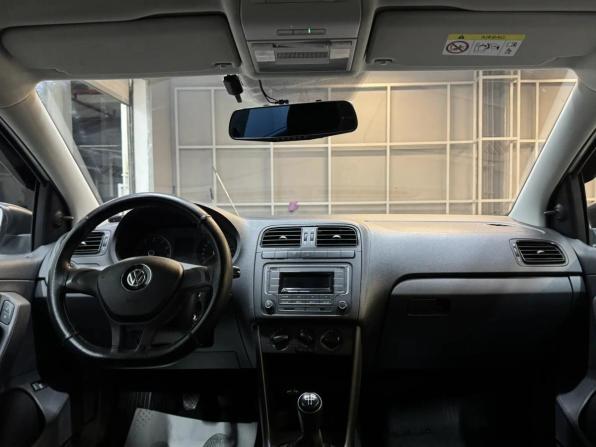 Volkswagen Polo V Рестайлинг с пробегом 2019 года, цена 947 000 рублей, 58500 км, седан, Автокод Объявления