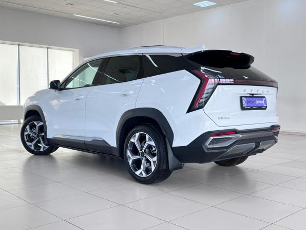 Geely Atlas II с пробегом 2024 года, цена 3 050 000 рублей, 6705 км, внедорожник, Автокод Объявления
