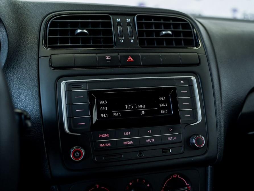 Volkswagen Polo V Рестайлинг Ростов-на-Дону  - изображение 11