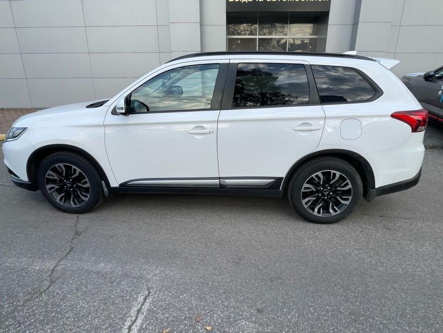 Mitsubishi Outlander III Рестайлинг 3 Санкт-Петербург  - изображение 7
