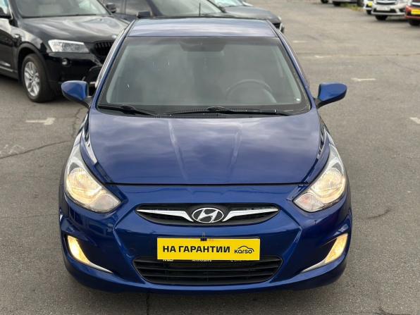 Hyundai Solaris I с пробегом 2012 года, цена 649 000 рублей, 172383 км, седан, Автокод Объявления