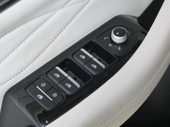 Geely Monjaro I Рестайлинг с пробегом 2024 года, цена 3 298 000 рублей, 25965 км, внедорожник, Автокод Объявления