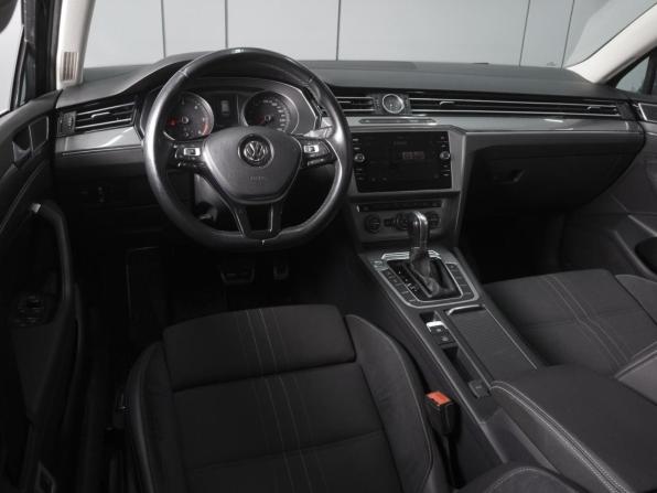 Volkswagen Passat B8 с пробегом 2019 года, цена 3 245 000 рублей, 112304 км, универсал, Автокод Объявления