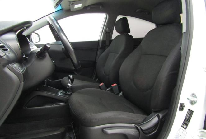 Kia Rio III Рестайлинг с пробегом 2016 года, цена 805 000 рублей, 118941 км, седан, Автокод Объявления