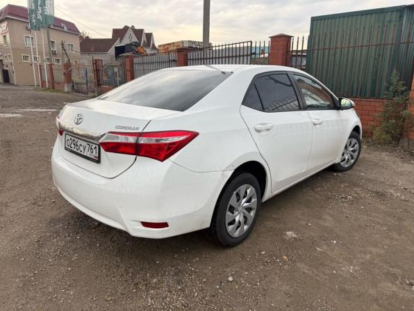 Toyota Corolla XI (E160 E170 E180) с пробегом 2013 года, цена 1 050 000 рублей, 197000 км, седан, Автокод Объявления