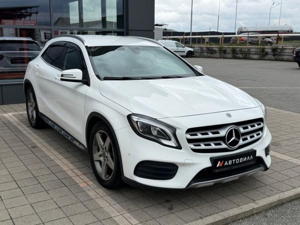 Mercedes-Benz GLA I (X156) Рестайлинг с пробегом 2018 года, цена 2 220 000 рублей, 183481 км, внедорожник, Автокод Объявления