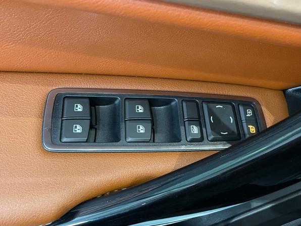 Lada (ВАЗ) Vesta I с пробегом 2025 года, цена 1 675 000 рублей, 5764 км, седан, Автокод Объявления