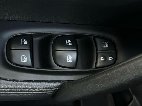 Nissan Qashqai II Рестайлинг с пробегом 2019 года, цена 1 670 000 рублей, 115802 км, внедорожник, Автокод Объявления