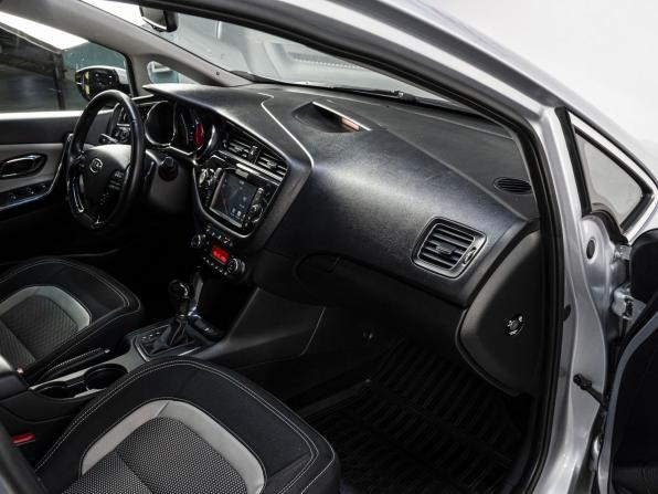 Kia Ceed II Рестайлинг с пробегом 2018 года, цена 1 490 000 рублей, 163206 км, универсал, Автокод Объявления