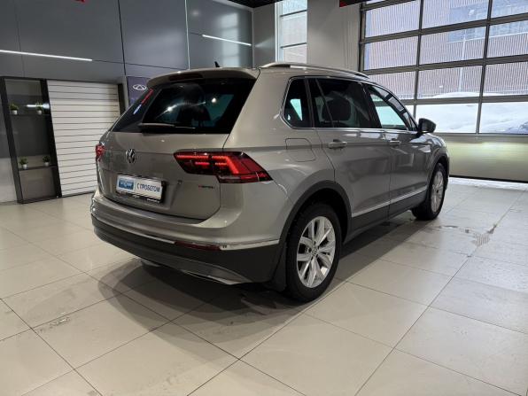 Volkswagen Tiguan II с пробегом 2019 года, цена 3 200 000 рублей, 65109 км, внедорожник, Автокод Объявления