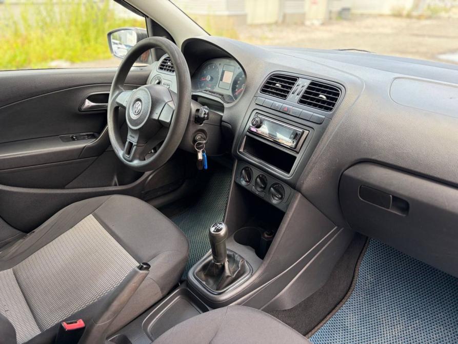 Volkswagen Polo V Санкт-Петербург  - изображение 9
