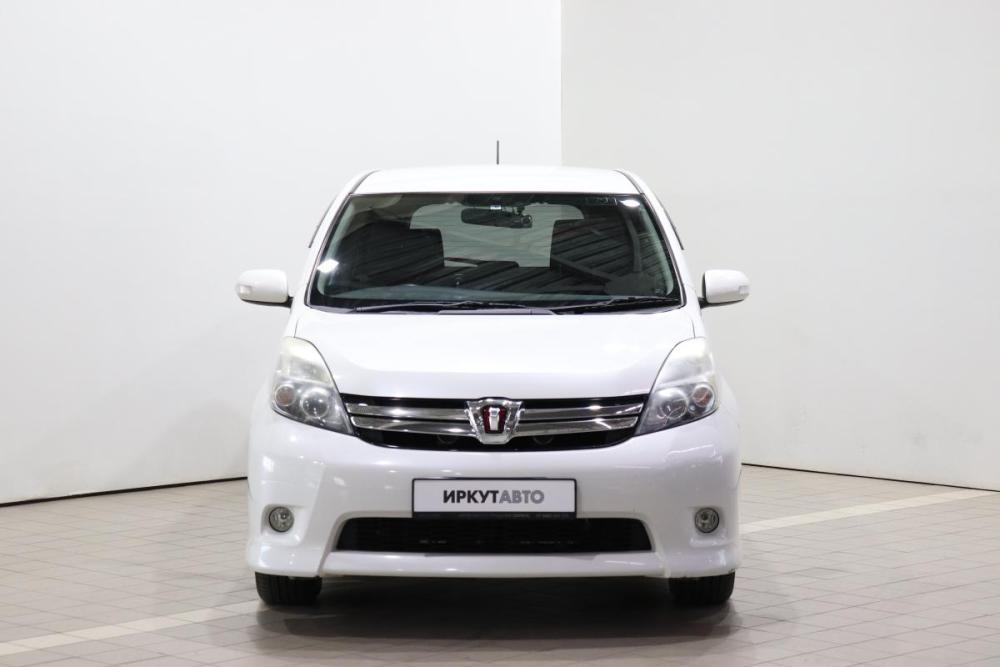 Toyota ISis I Рестайлинг Иркутск  - изображение 3