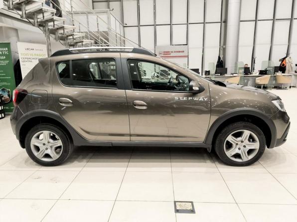 Renault Sandero II Рестайлинг с пробегом 2018 года, цена 1 280 000 рублей, 59418 км, хэтчбек, Автокод Объявления