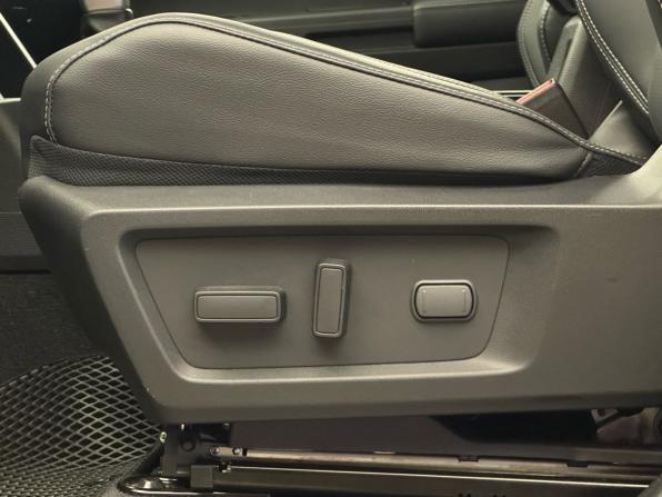 Mitsubishi L200 VI с пробегом 2025 года, цена 5 075 000 рублей, 10 км, offers.body_type.unknown, Автокод Объявления