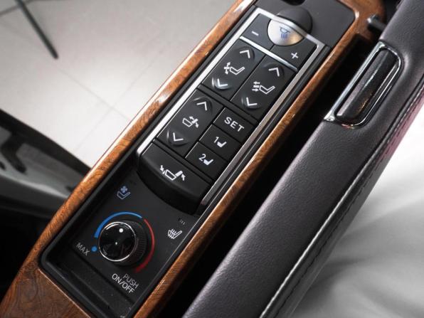 Toyota Alphard III с пробегом 2017 года, цена 4 259 000 рублей, 260382 км, минивэн, Автокод Объявления