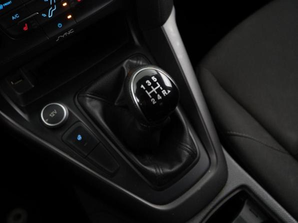 Ford Focus III Рестайлинг с пробегом 2019 года, цена 1 146 900 рублей, 100941 км, седан, Автокод Объявления
