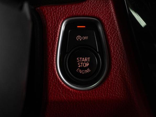 BMW 3 серии VI (F3x) Рестайлинг с пробегом 2017 года, цена 2 570 000 рублей, 218044 км, седан, Автокод Объявления