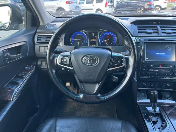 Toyota Camry VII (XV50) Рестайлинг с пробегом 2015 года, цена 1 665 000 рублей, 271993 км, седан, Автокод Объявления