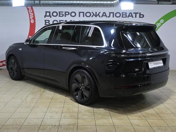 Li Auto (Lixiang) L9 I Рестайлинг с пробегом 2024 года, цена 6 648 000 рублей, 54000 км, внедорожник, Автокод Объявления