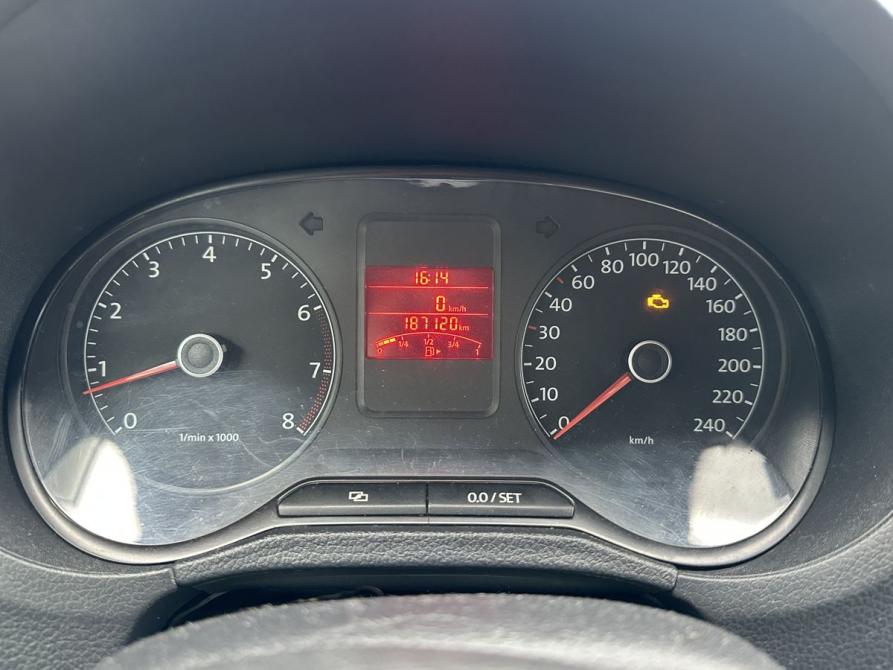 Volkswagen Polo V Саратов  - изображение 9