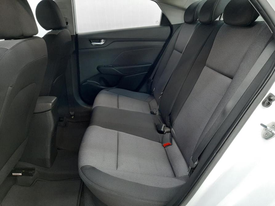 Hyundai Solaris II Москва  - изображение 12