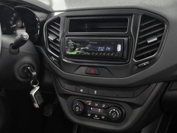 Lada (ВАЗ) Vesta I с пробегом 2016 года, цена 830 000 рублей, 102109 км, седан, Автокод Объявления