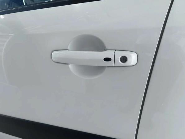 Suzuki SX4 I (Classic) Рестайлинг с пробегом 2011 года, цена 748 000 рублей, 325000 км, хэтчбек, Автокод Объявления