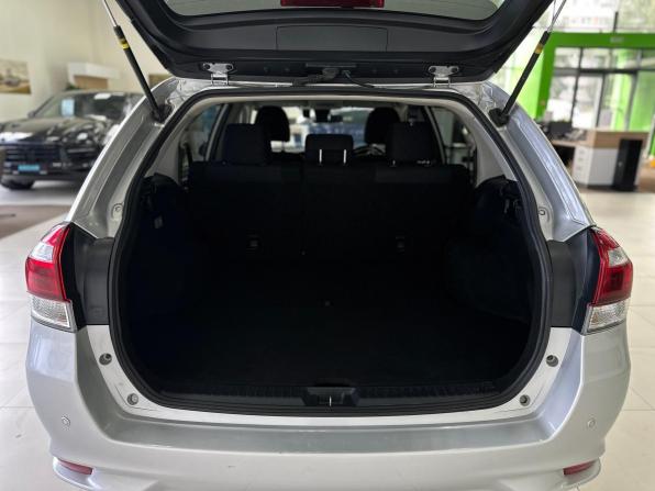 Toyota Corolla XI (E160 E170) Рестайлинг 2 с пробегом 2019 года, цена 1 410 000 рублей, 142892 км, универсал, Автокод Объявления