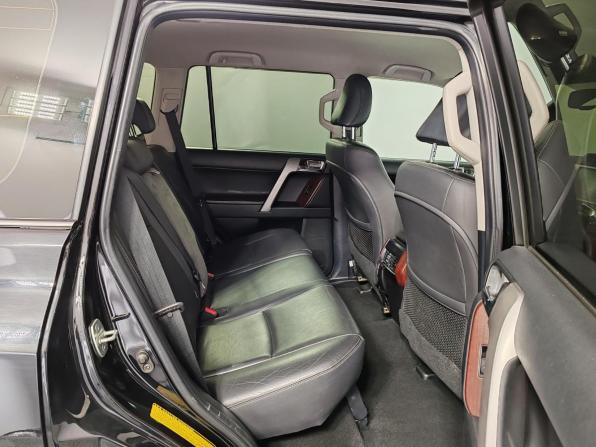 Toyota Land Cruiser Prado 150 Series Рестайлинг 1 с пробегом 2014 года, цена 3 499 000 рублей, 188189 км, внедорожник, Автокод Объявления